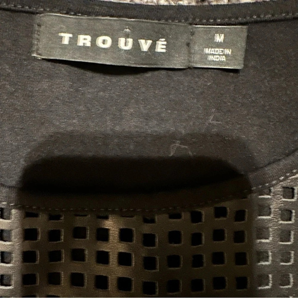 Nordstrom Trouve Black Perforated Cut Out Leather Top Medium - Picture 4 of 4